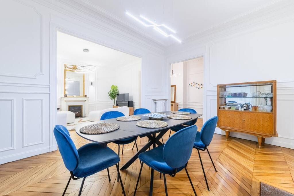 Haussmannian Apartment, Near Champs-Elysees Париж Екстериор снимка